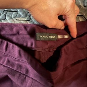 Ivanka Trump maroon crop pull on legging.